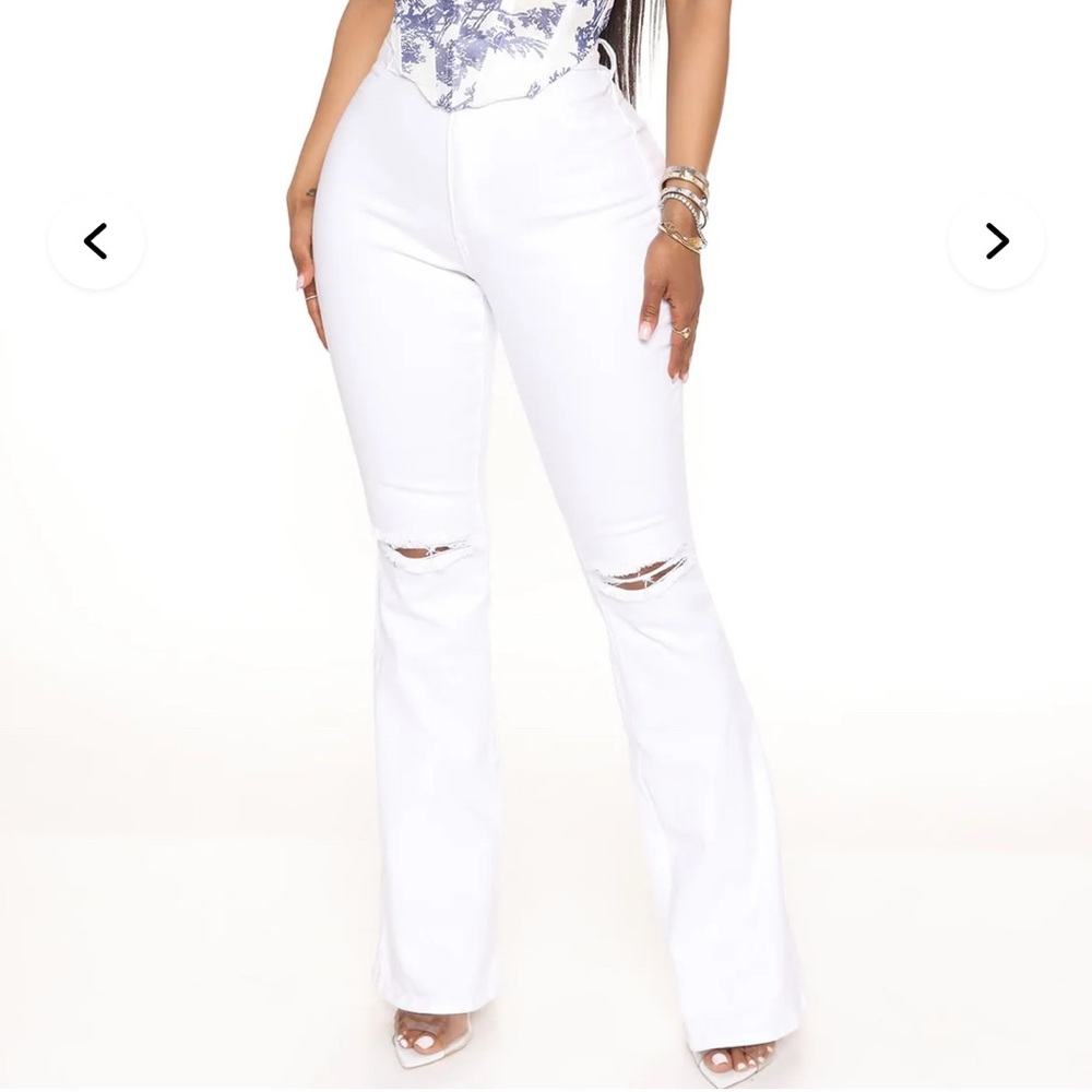 Women's White High rise Flared Jeans
